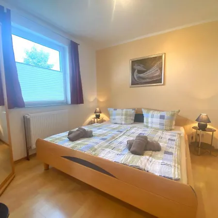 Am Hochzeitsberg 3a - 2 *