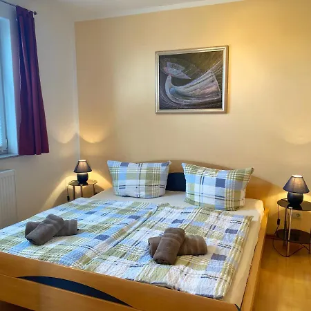 Apartmán Am Hochzeitsberg 3a - 2 *